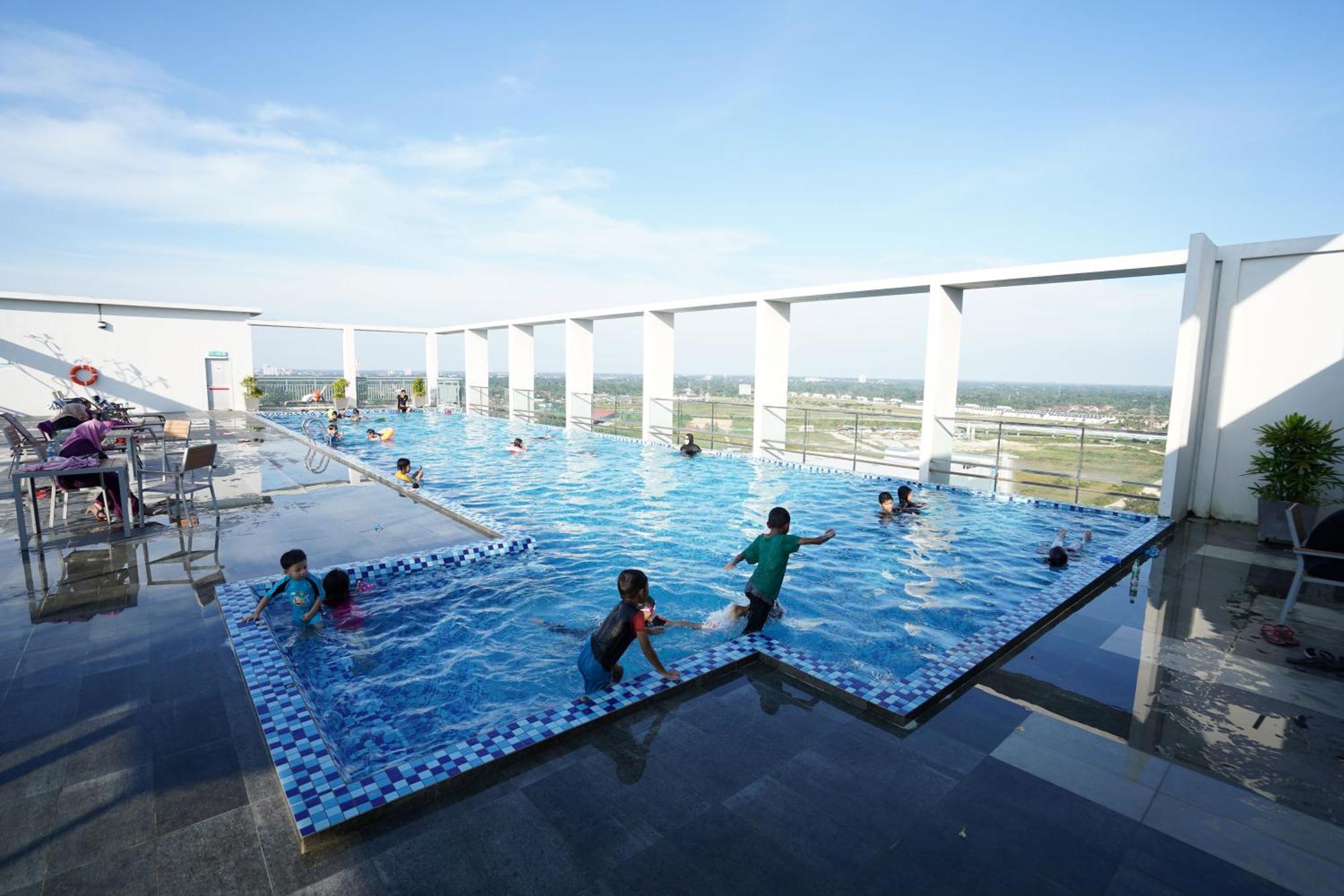 H Elite Design Hotel Kota Bharu Exterior photo
